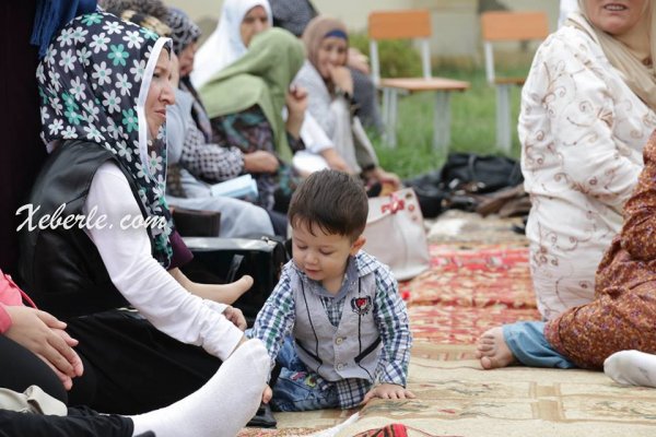 Sumqayıtda bayram namazı qılınıb - FOTOLAR