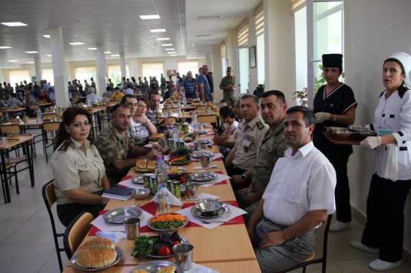 Milli Qəhrəman Rövşən Əkbərov Sumqayıtda - FOTOLAR