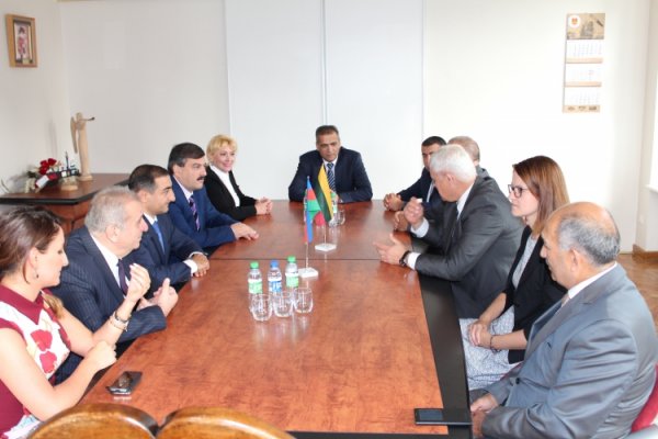 Sumqayıt bələdiyyəsinin sədri Litvada səfərdə olub Sumqayıt bələdiyyəsinin sədri Litvada səfərdə olub