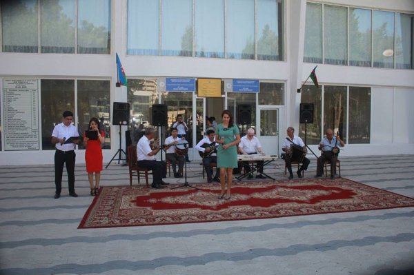 Sumqayıtda Süleyman Rüstəmin 110 illik yubileyi münasibətilə tədbir keçirilib - FOTOLAR Sumqayıtda Süleyman Rüstəmin 110 illik yubileyi münasibətilə tədbir keçirilib - FOTOLAR