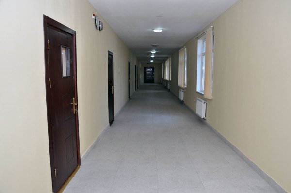 Sumqayıtın icra başçısı məktəblilərin bayram tədbirlərində iştirak edib – FOTOLAR Sumqayıtın icra başçısı məktəblilərin bayram tədbirlərində iştirak edib – FOTOLAR