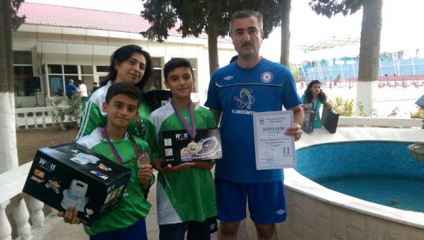 Sumqayıt kimyaçıları neftçilər gününə həsr olunmuş spartakiadadan əlidolu qayıdıblar -FOTO