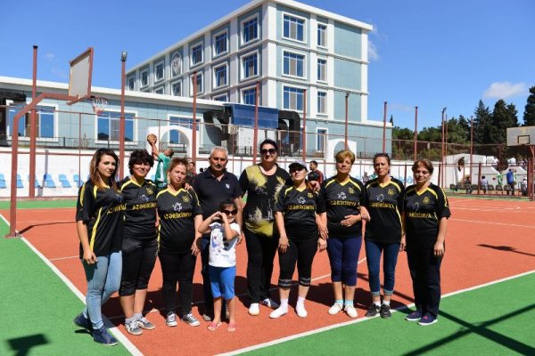 Sumqayıt kimyaçıları neftçilər gününə həsr olunmuş spartakiadadan əlidolu qayıdıblar -FOTO