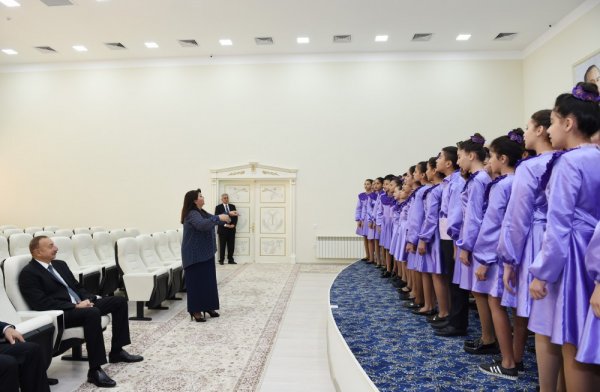 Sumqayıtda Uşaq İncəsənət Məktəbinin açılışı olub - FOTO Sumqayıtda Uşaq İncəsənət Məktəbinin açılışı olub - FOTO