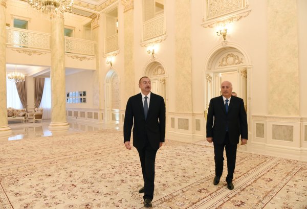 İlham Əliyevin Sumqayıt səfərindən – FOTOLAR İlham Əliyevin Sumqayıt səfərindən – FOTOLAR