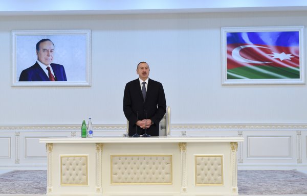 İlham Əliyevin Sumqayıt səfərindən – FOTOLAR İlham Əliyevin Sumqayıt səfərindən – FOTOLAR