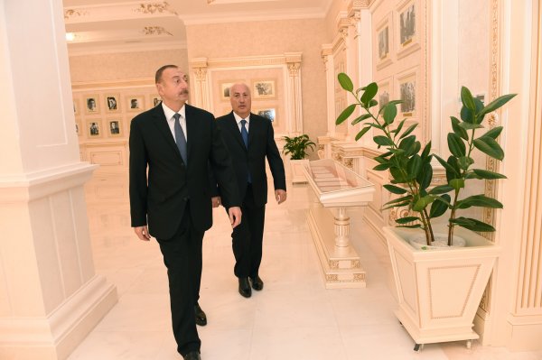 İlham Əliyevin Sumqayıt səfərindən – FOTOLAR İlham Əliyevin Sumqayıt səfərindən – FOTOLAR