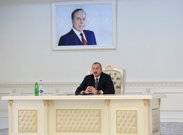 İlham Əliyevin Sumqayıt səfərindən – FOTOLAR İlham Əliyevin Sumqayıt səfərindən – FOTOLAR