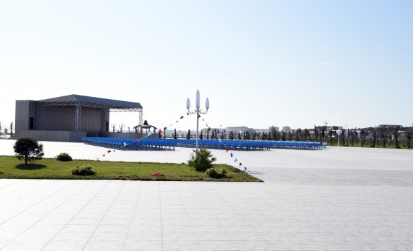 İlham Əliyevin Sumqayıt səfərindən – FOTOLAR İlham Əliyevin Sumqayıt səfərindən – FOTOLAR