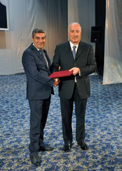 Sumqayıtda şəhər fəallarının yığıncağı keçirilib – FOTOLAR Sumqayıtda şəhər fəallarının yığıncağı keçirilib – FOTOLAR