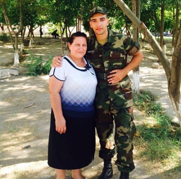 Bir şəhidin DASTANI: “Tək oğlun ola, biləsən ki, o bir də gəlməyəcək” - FOTOLAR Bir şəhidin DASTANI: “Tək oğlun ola, biləsən ki, o bir də gəlməyəcək” - FOTOLAR