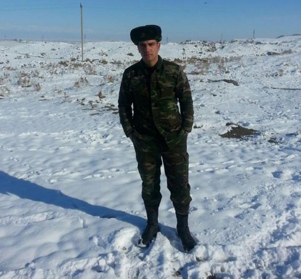 Bir şəhidin DASTANI: “Tək oğlun ola, biləsən ki, o bir də gəlməyəcək” - FOTOLAR Bir şəhidin DASTANI: “Tək oğlun ola, biləsən ki, o bir də gəlməyəcək” - FOTOLAR