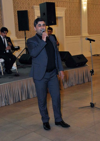 Zakir Fərəcov müəllimləri mükafatlandırdı – FOTOLAR