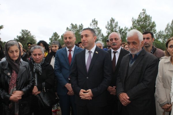 Sumqayıtlı şəhidin doğum günündə şəhər ictimaiyyəti və digər şəhid ailələri bir arada (FOTOLAR)