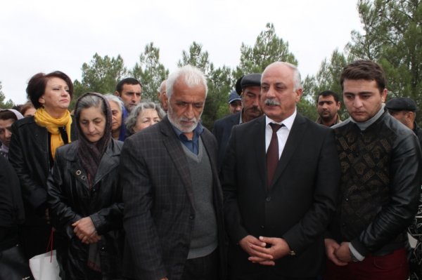 Sumqayıtlı şəhidin doğum günündə şəhər ictimaiyyəti və digər şəhid ailələri bir arada (FOTOLAR)