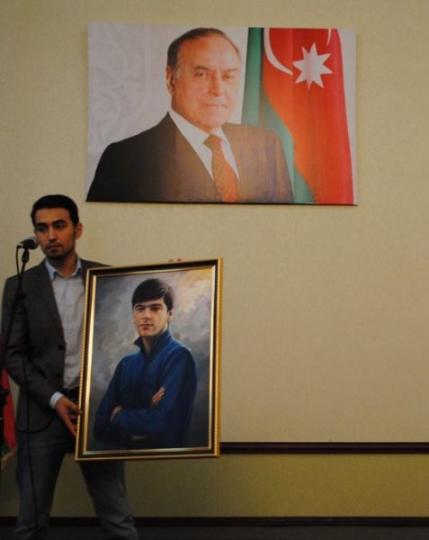 Sumqayıtda şəhidin xatirəsinə həsr edilən "Ölsəm yaşat" filminin təqdimatı keçirilib - FOTOLAR