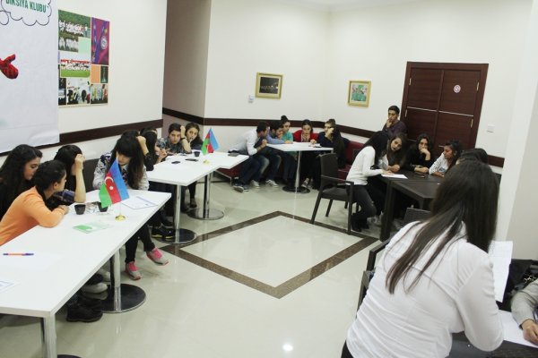Sumqayıtda “Gənclər üçün Diksiya Klubu” layihəsi icra olunur - FOTO Sumqayıtda “Gənclər üçün Diksiya Klubu” layihəsi icra olunur - FOTO