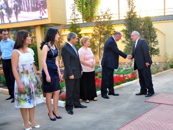 “Vətən gününüz kutlu olsun!” - deyə bir-birinizi salamlayın - FOTO “Vətən gününüz kutlu olsun!” - deyə bir-birinizi salamlayın - FOTO