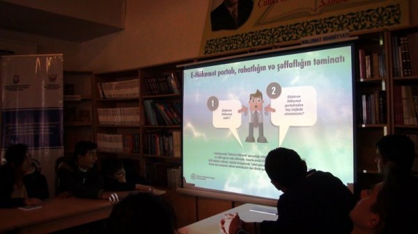 "Elektron hökumət" mövzusunda seminar keçirilib "Elektron hökumət" mövzusunda seminar keçirilib
