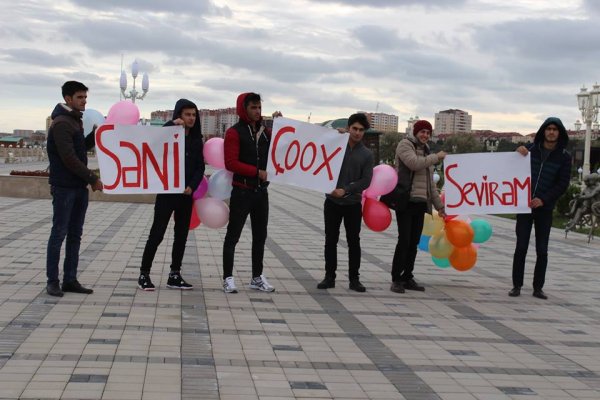 Sumqayıt bulvarında qeyri-adi evlilik təklifi – VİDEO – FOTO