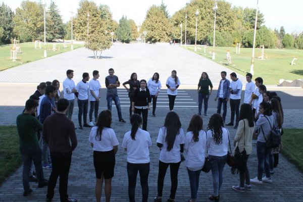 Sumqayıtda "Uğurlu karyera işgüzar yazışmalardan başlayır" təlimi - 30 yaşadək olan gənclər “Gənclər evi”nə dəvətlidir