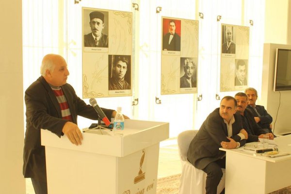Sumqayıtlı şairin “Sözüm üşüyür” adlı kitabının təqdimatı keçirilib -FOTOLAR Sumqayıtlı şairin “Sözüm üşüyür” adlı kitabının təqdimatı keçirilib -FOTOLAR