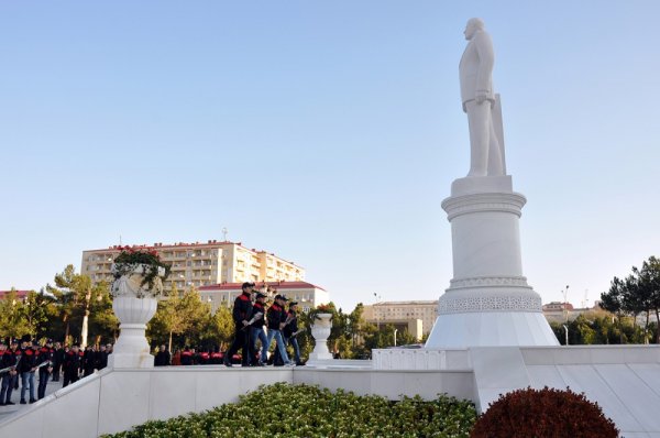 Sumqayıt məktəbliləri “Ölkəmizi tanıyaq” layihəsinə qoşulublar Sumqayıt məktəbliləri “Ölkəmizi tanıyaq” layihəsinə qoşulublar