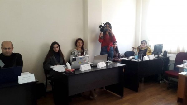 “Virtual ictimai məkanı “zibilxana”ya döndərməyək!” (FOTOLAR) “Virtual ictimai məkanı “zibilxana”ya döndərməyək!” (FOTOLAR)
