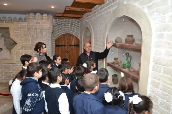 Sumqayıtın 67-ci ildönümünə həsr olunmuş silsilə tədbirlər keçirilir -FOTO Sumqayıtın 67-ci ildönümünə həsr olunmuş silsilə tədbirlər keçirilir -FOTO