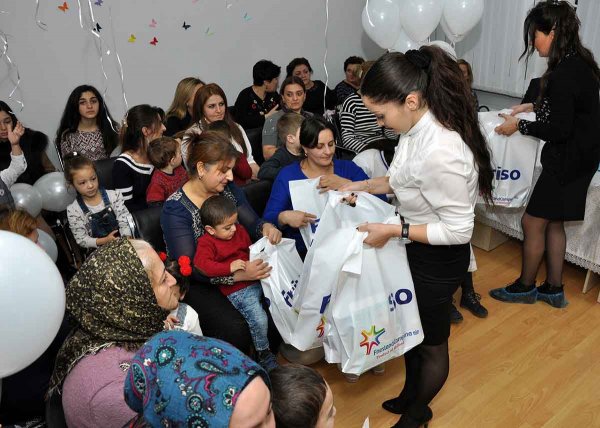 Sumqayıtda Ümumdünya Yarımçıq Doğulmuş Uşaqlar günü qeyd olundu – FOTOLAR Sumqayıtda Ümumdünya Yarımçıq Doğulmuş Uşaqlar günü qeyd olundu – FOTOLAR