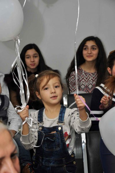 Sumqayıtda Ümumdünya Yarımçıq Doğulmuş Uşaqlar günü qeyd olundu – FOTOLAR Sumqayıtda Ümumdünya Yarımçıq Doğulmuş Uşaqlar günü qeyd olundu – FOTOLAR