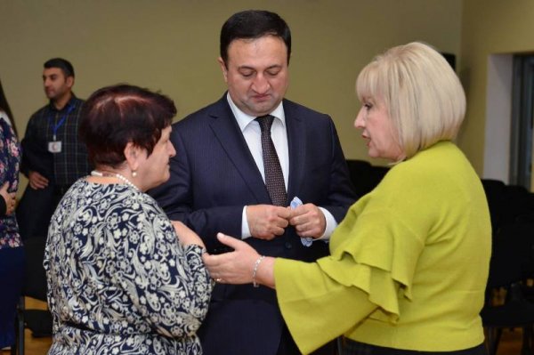 Sumqayıtda «Mərhəmətli olmağa tələsin!» devizi altında növbəti xeyriyyə aksiyasına start verilib - FOTO Sumqayıtda «Mərhəmətli olmağa tələsin!» devizi altında növbəti xeyriyyə aksiyasına start verilib - FOTO