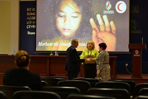Sumqayıtda «Mərhəmətli olmağa tələsin!» devizi altında növbəti xeyriyyə aksiyasına start verilib - FOTO Sumqayıtda «Mərhəmətli olmağa tələsin!» devizi altında növbəti xeyriyyə aksiyasına start verilib - FOTO