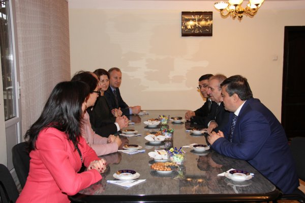 Litva Bələdiyyələr İttifaqının nümayəndə heyəti Sumqayıtda olub - FOTOLAR Litva Bələdiyyələr İttifaqının nümayəndə heyəti Sumqayıtda olub - FOTOLAR
