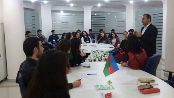 Sumqayıtda “İş müsahibəsi məsləhətlər” mövzusunda seminar keçirilib - FOTO Sumqayıtda “İş müsahibəsi məsləhətlər” mövzusunda seminar keçirilib - FOTO