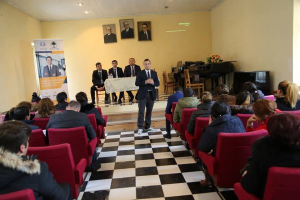 “Region gənclərinin kiçik biznes quruculuğuna həvəsləndirilməsi” layihəsinə 2000 gənc cəlb olunub “Region gənclərinin kiçik biznes quruculuğuna həvəsləndirilməsi” layihəsinə 2000 gənc cəlb olunub