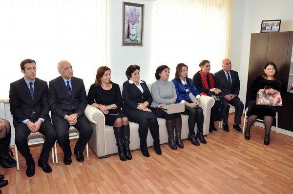 Sumqayıtda bu səhiyyə ocağı 27 ildən sonra təmir olundu - FOTO Sumqayıtda bu səhiyyə ocağı 27 ildən sonra təmir olundu - FOTO