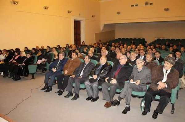 Sumqayıtda Ələsgər Həsənlinin 70 illik yubileyi keçirilib - FOTO Sumqayıtda Ələsgər Həsənlinin 70 illik yubileyi keçirilib - FOTO