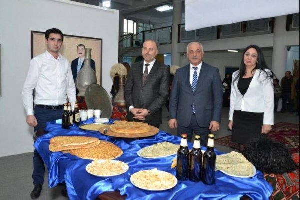 Sumqayıtda ləzgi, talış, rus, belarus xalqlarının mədəniyyət nümunələri sərgilənib - FOTO