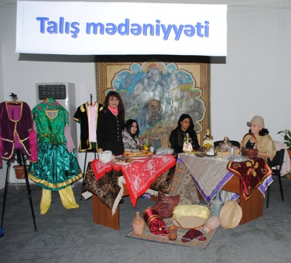 Sumqayıtda ləzgi, talış, rus, belarus xalqlarının mədəniyyət nümunələri sərgilənib - FOTO
