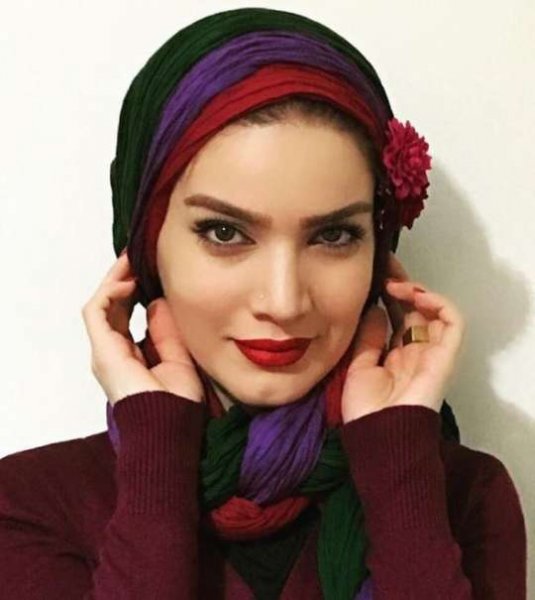 Feysbuku işğal edən İran gözəli kimdir - FOTO