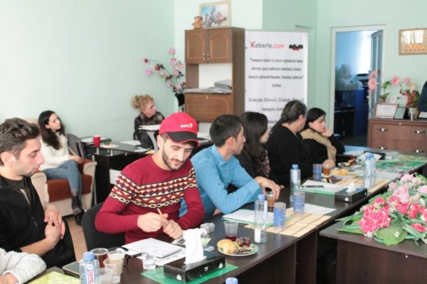 Sumqayıtda “İnsan alverinin hüquqi və psixoloji aspektləri” mövzusunda ictimai dinləmə keçirilib - FOTO