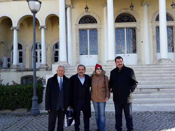 İzmirdə fəaliyyət göstərən yüzdən artıq dərnək və QHT  İstanbuldakı terror ilə bağlı birləşib - FOTOLAR