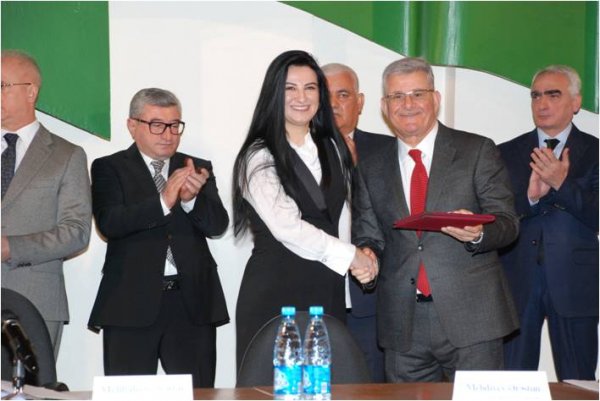 “İlin peşəkar gənci” fəxri adlarına Sumqayıtdan kimlər layiq görüldü? “İlin peşəkar gənci” fəxri adlarına Sumqayıtdan kimlər layiq görüldü?