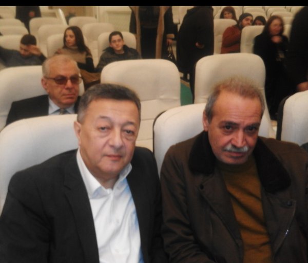 “Koroğlu” və “Cavad xan” filmlərinin yaradıcısı Rövşən Almuradlı Sumqayıta “Oğru” ilə qayıtdı “Koroğlu” və “Cavad xan” filmlərinin yaradıcısı Rövşən Almuradlı Sumqayıta “Oğru” ilə qayıtdı