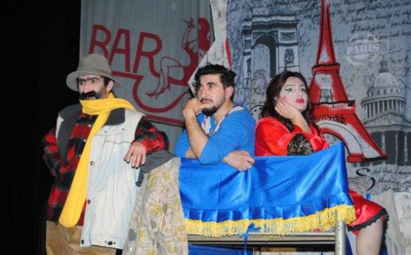 “Koroğlu” və “Cavad xan” filmlərinin yaradıcısı Rövşən Almuradlı Sumqayıta “Oğru” ilə qayıtdı “Koroğlu” və “Cavad xan” filmlərinin yaradıcısı Rövşən Almuradlı Sumqayıta “Oğru” ilə qayıtdı