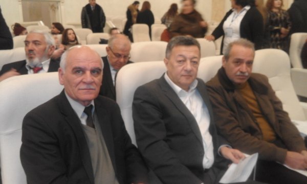“Koroğlu” və “Cavad xan” filmlərinin yaradıcısı Rövşən Almuradlı Sumqayıta “Oğru” ilə qayıtdı “Koroğlu” və “Cavad xan” filmlərinin yaradıcısı Rövşən Almuradlı Sumqayıta “Oğru” ilə qayıtdı