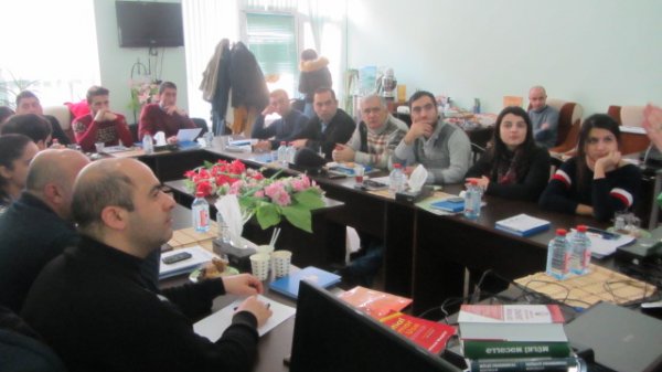 Sumqayıtda “İnsan alveri ilə mübarizədə media işçilərin rolu” mövzusunda təlim keçirilib - FOTO
