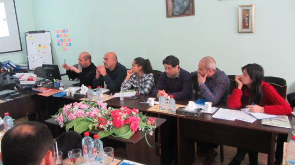 Sumqayıtda “İnsan alveri ilə mübarizədə media işçilərin rolu” mövzusunda təlim keçirilib - FOTO