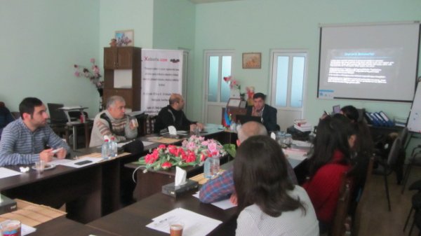 Sumqayıtda “İnsan alveri ilə mübarizədə media işçilərin rolu-hüquqi aspektlər” mövzusunda təlim keçirilib - FOTOLAR